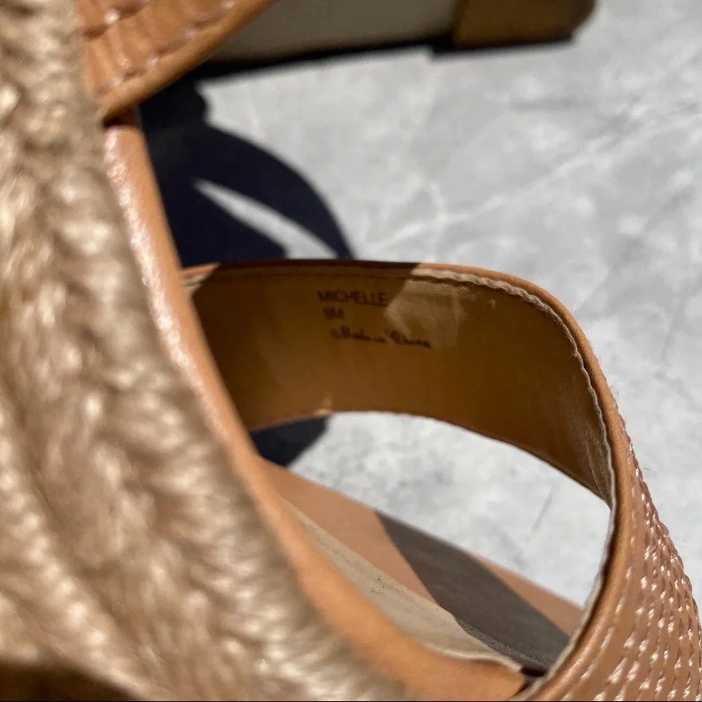 Donald J Pliner DMSX Tan Espadrille Strap Wedges 8 -